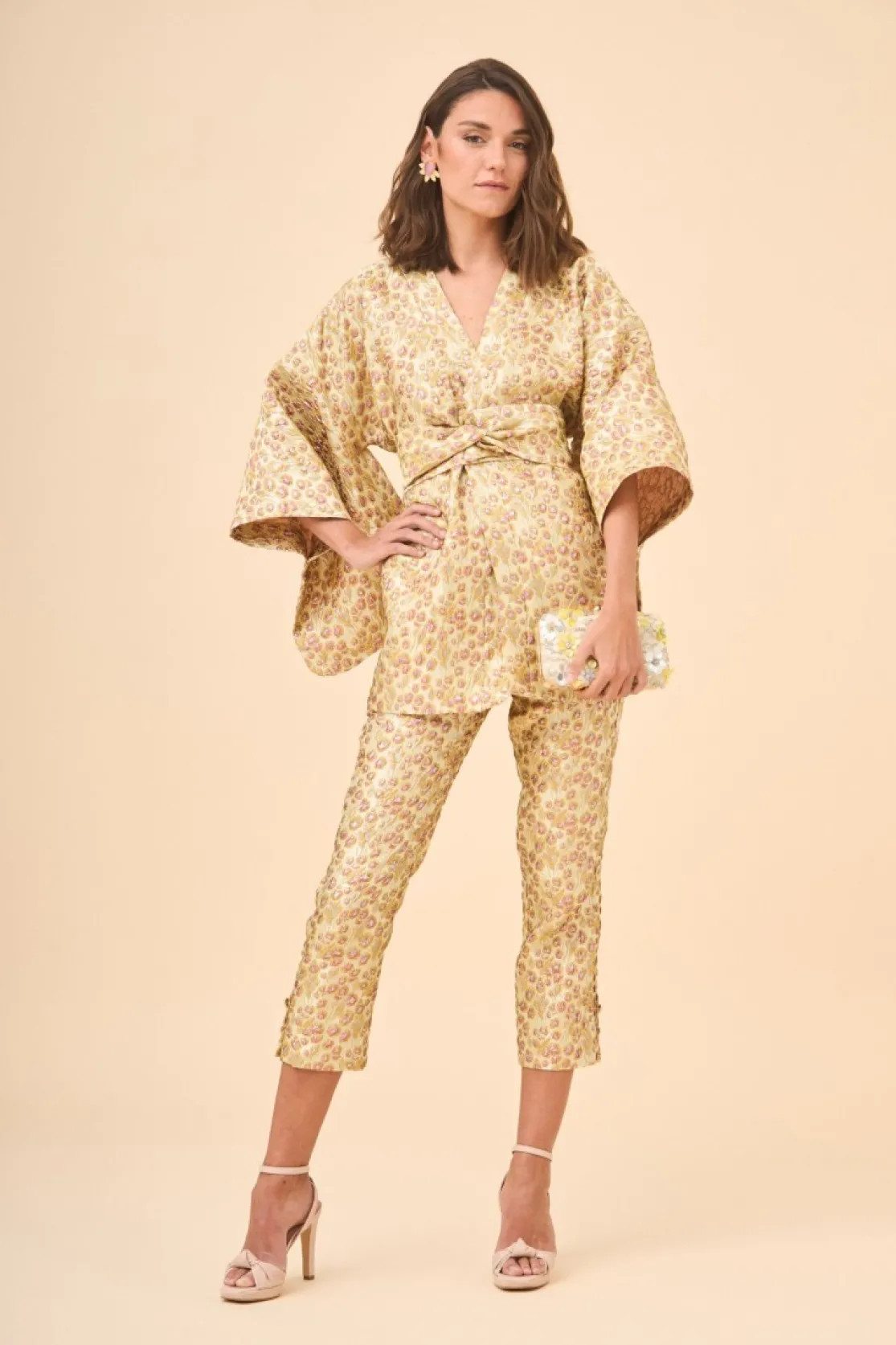 KIMONO MARIETTA DORADO*Coosy Shop