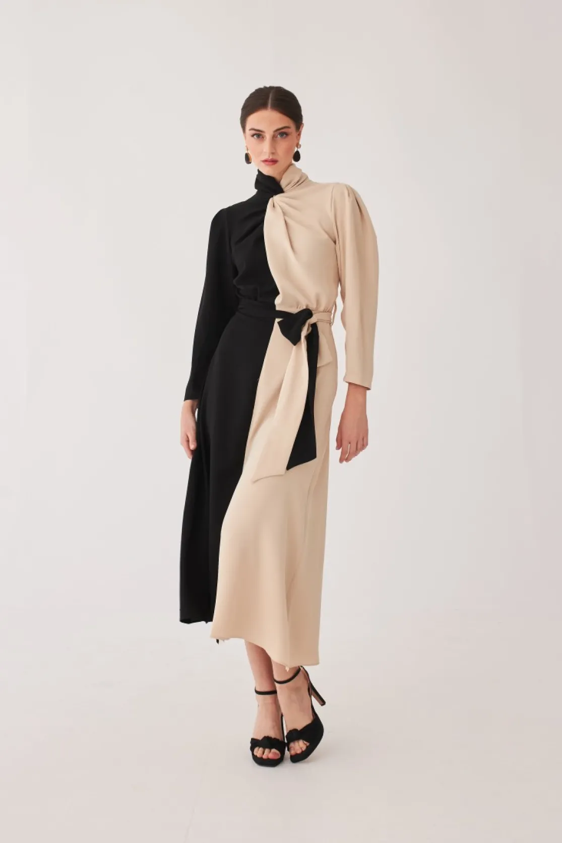Vestido Juanna Negro Beige | *Coosy Online