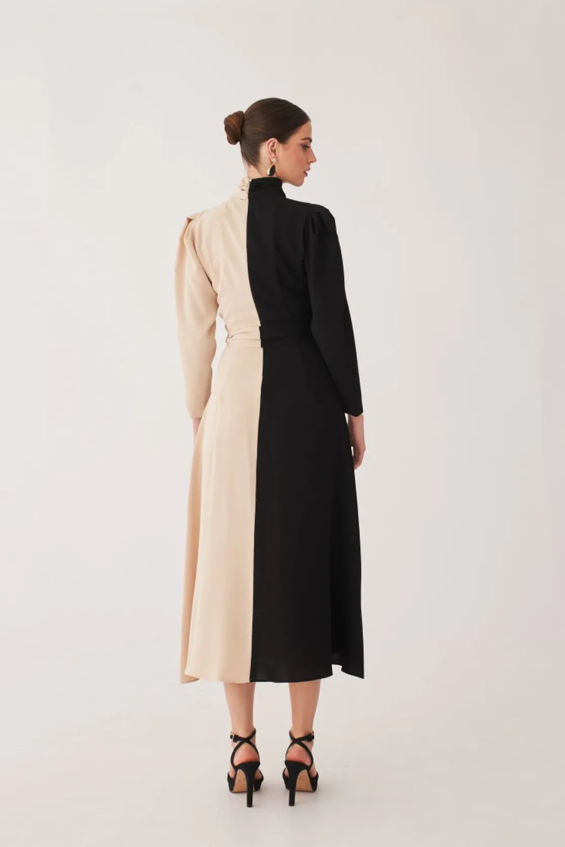 Vestido Juanna Negro Beige | *Coosy Online