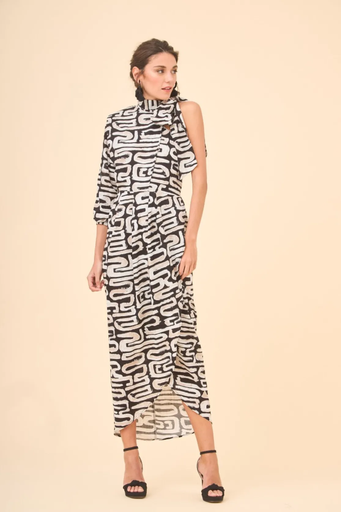 VESTIDO MINAMNEGRO*Coosy Sale